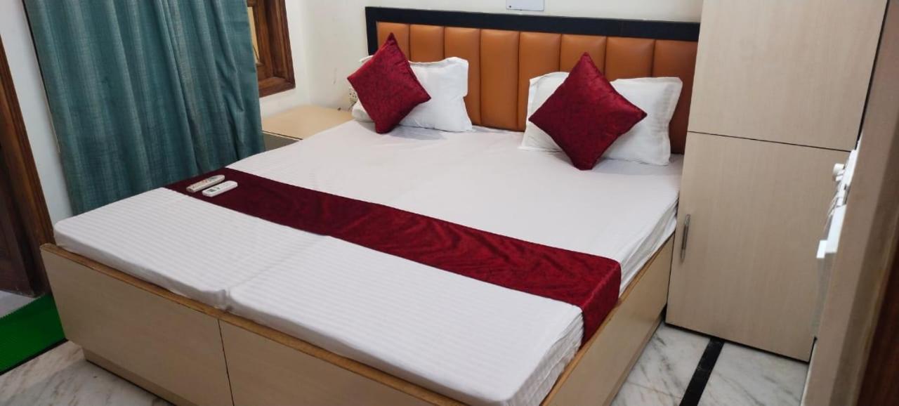 Hotel Empire&Banquet Hisar Exterior photo
